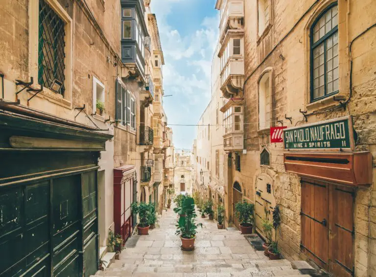 Affordable Malta Getaways with Ryanair’s Last Minute Flights – Starting from just €110!