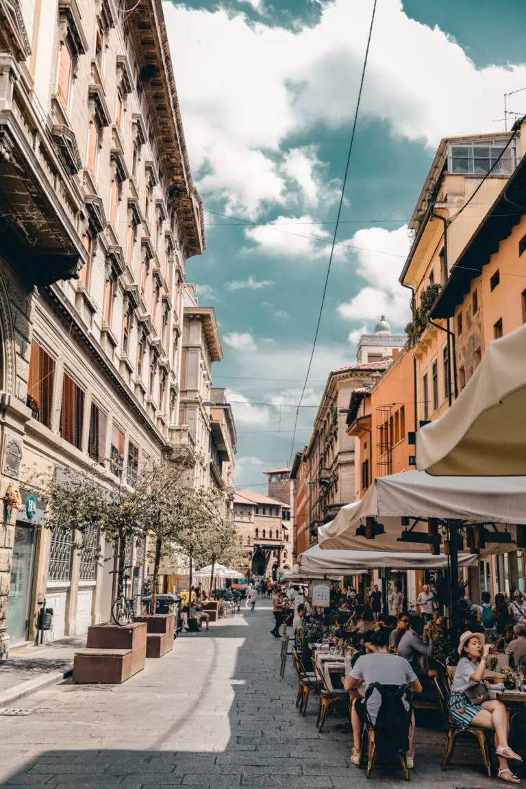 Flights from Tallinn to Bologna with Lufthansa this summer from €154
