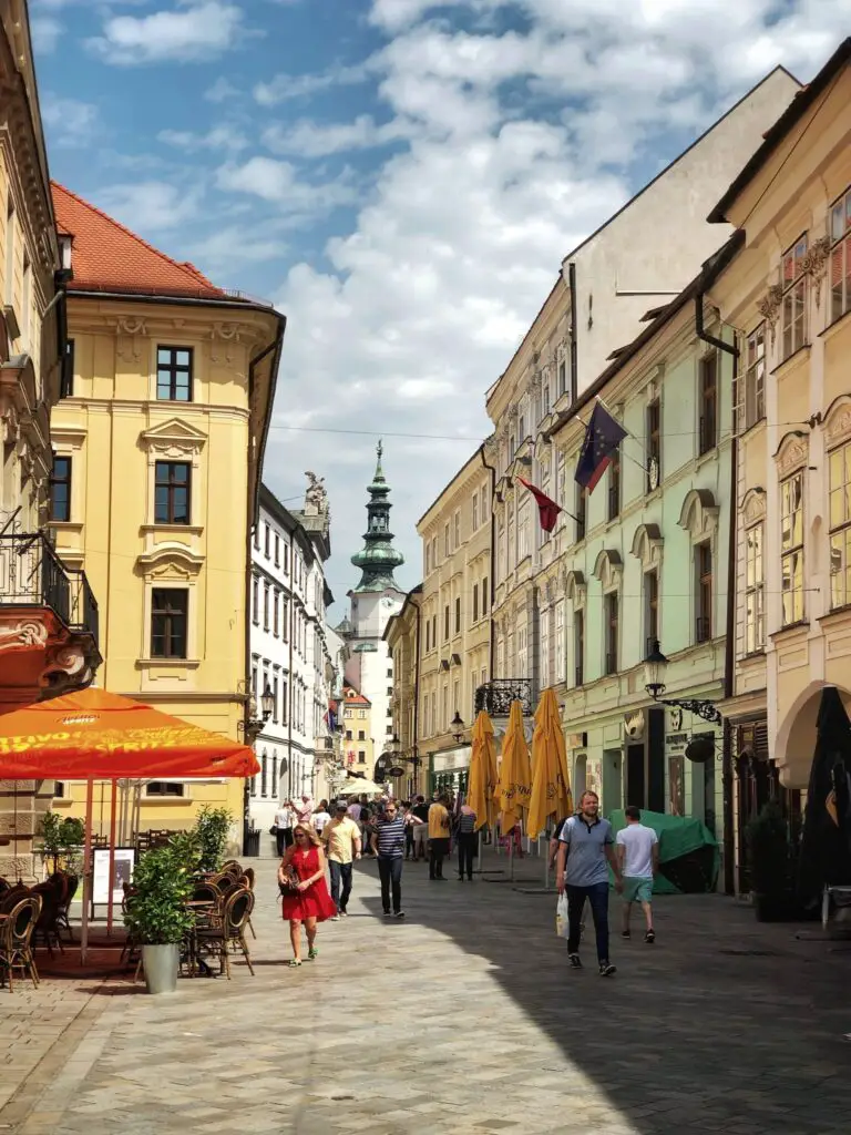 Cheap flights from Kaunas to charming Bratislava €26