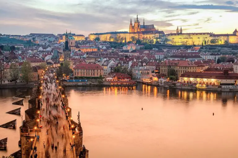 Ryanair flights Riga to Prague from €61