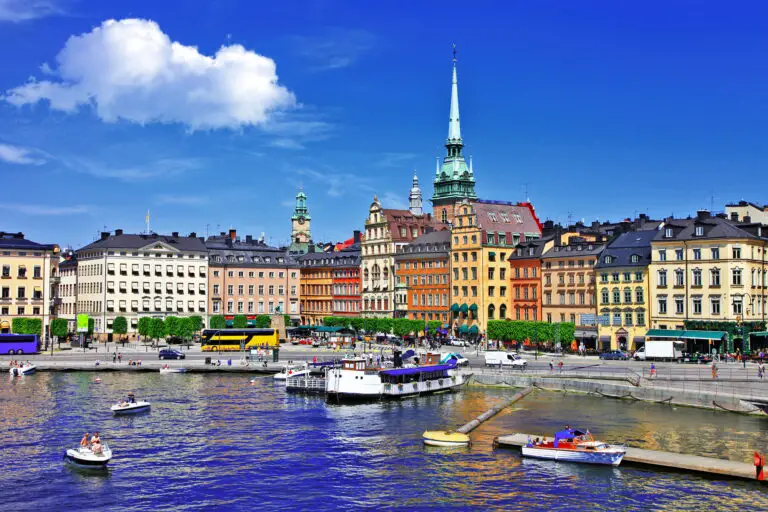 Enjoy a summer city break in Stockholm: flights from Riga / Tallinn starting at €32 (flights + 4 nights hotel total €174 p.p.)