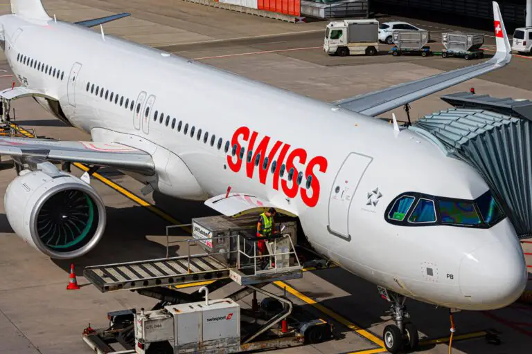 SWISS Offers Free Internet Chatting on Long-Haul Flights