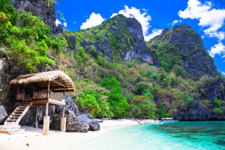 From Stockholm to Manila with Air China from €482